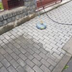 Čištění zámkové dlažby Kaplice