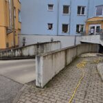 Před čistěním bytového domu Velešín